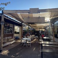 Beautiful and well shaded outdoor area   at La Cerveceria   in Los Andes