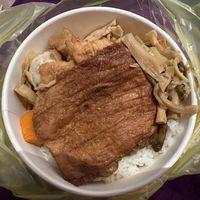 Sumptuous mushroom noodles (with rice instead of noodles) at Miao Guanyin - 妙觀音素食 - Zhongzheng District in Taipei