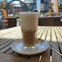 Latte Macchiato mit Haferdrink at Buntes Haus Seiffen in Kurort Seiffen