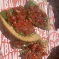 Pesto bruschetta (vegan)  at Hambu  in Vernazza