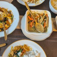 Coconut curry with soba noodles and seitan. Yellow curry with rice and soya at Sweety Siam in Bad Aibling