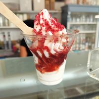 Sundae strawberry at Bij Lotje in The Hague