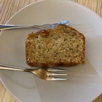 Vegan cake (Apple and elderflower) at Raíces Café y Arte in Madrid