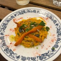 Entrée : goulots de carottes et carottes rôties  at Cabaïtan in Lyon