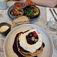 Big breakfast at Mildreds - Victoria in South West London