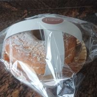 Rosco Reyes de nata vegan at AMONA Basque Vegan food in Pamplona