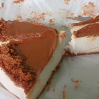 Tarta de queso vegano con crema lotus. Una delicia. at AMONA Basque Vegan food in Pamplona