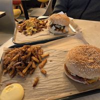 Burger and fries at Glasgow Burgers in Nantes