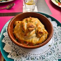 Groenten in een jasje van vegan bladerdeeg, yummy 😋 at CHALAZA in Valkenburg