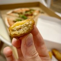 Delivered vegan nuggets  at PizzOria in Premia De Mar