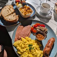 Vegan English breakfast (not good) at Siempre Breakfast & Lunch in Toronto