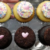  at Bunnie Cakes in Doral