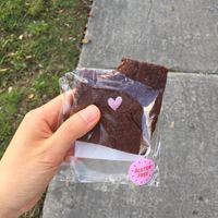 Cute heart shape on the GF brownie at Bunnie Cakes in Doral