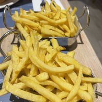 Patatas caseras  at Viva by la Roca in Burgos