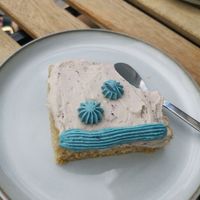 Blueberry Slice at Glossy Cakes in Stockholm