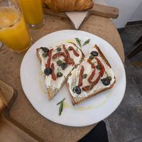 cashew cream toast at GAL Cafe in Lisbon