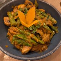Asparagus & mushroom curry at Jimbu in Evora
