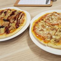 7” BBQ Chicken (left) and Truffle (right) at WellSmoocht in West Singapore