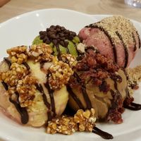 MAD Bowl (strawberry, matcha, mango, earl grey) with the works  at WellSmoocht in West Singapore