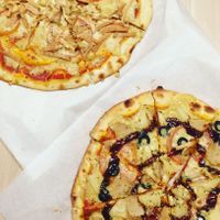 Amazing pizza at WellSmoocht in West Singapore