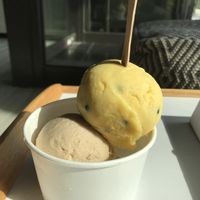 Hazelnut+passion fruit, mango at WellSmoocht in West Singapore