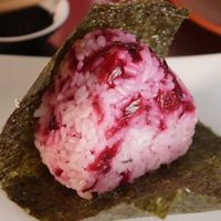 Conserva de flor de hibisco at Onigiri To Go Londrina in Londrina