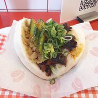 Peking Duk bao at Larry's in Amsterdam