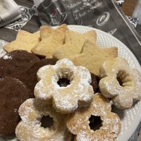 Biscottini misti at Ratatouille in Turin