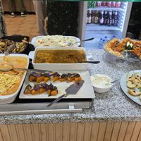 The buffet at Verde Hut in Porto