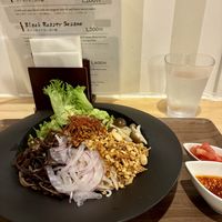 "Red Spicy Umami"  at Noodle Stand THREE P's in Matsumoto