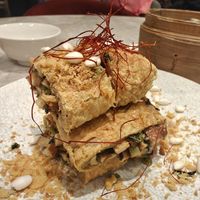 Deep fried bean curd rolls filled with tofu and mustard greens at Yang Shin 養心茶樓 in Taipei
