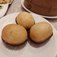 Deep fried mushroom puff at Yang Shin 養心茶樓 in Taipei