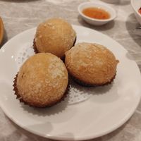 Deep fried mushroom puff at Yang Shin 養心茶樓 in Taipei