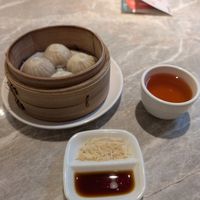 Xiaolongbao and oolong tea at Yang Shin 養心茶樓 in Taipei
