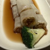 Cheung Fun:  Rice Noodle Roll with Healthy Herb. 蟲草花腸粉  at Yang Shin 養心茶樓 in Taipei