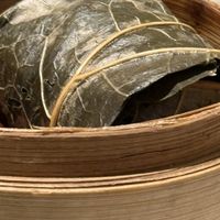 Sticky Rice Roll Wrapped in Lotus Leaf
香椿荷葉飯  at Yang Shin 養心茶樓 in Taipei