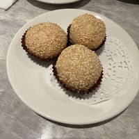 Sesame balls  at Yang Shin 養心茶樓 in Taipei