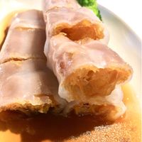 Rice roll with fried dough stick at Yang Shin 養心茶樓 in Taipei