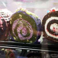 Festive Yule Logs 🎄 at Chonk in Malaga