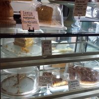 Vegan cakes and muffins at Plant Bakery 플랜트 in Seoul