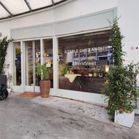 Exterior at à Table Chez Anou in Geneva