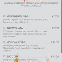   at Pizzeria da Lioniello   in Milan