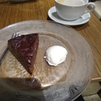 Chocolate cake with ginger and cafe au lait at Bio Cafe in Tokyo