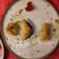 Le dessert, pas trop sucré et bien équilibré at Le Liban in Nivelles