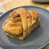 Nudo de cardamomo  at Asante in Barcelona