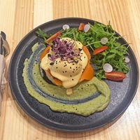 Huevos Benedict at Asante in Barcelona