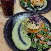 Vegan eggs Benedict at Asante in Barcelona