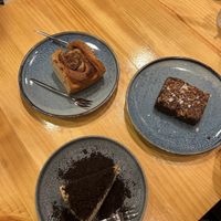 Brownie, Oreo cheesecake and cinnamon roll  at Asante in Barcelona