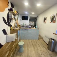   at Oakberry - République in Paris