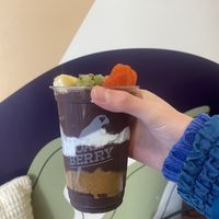   at Oakberry - République in Paris